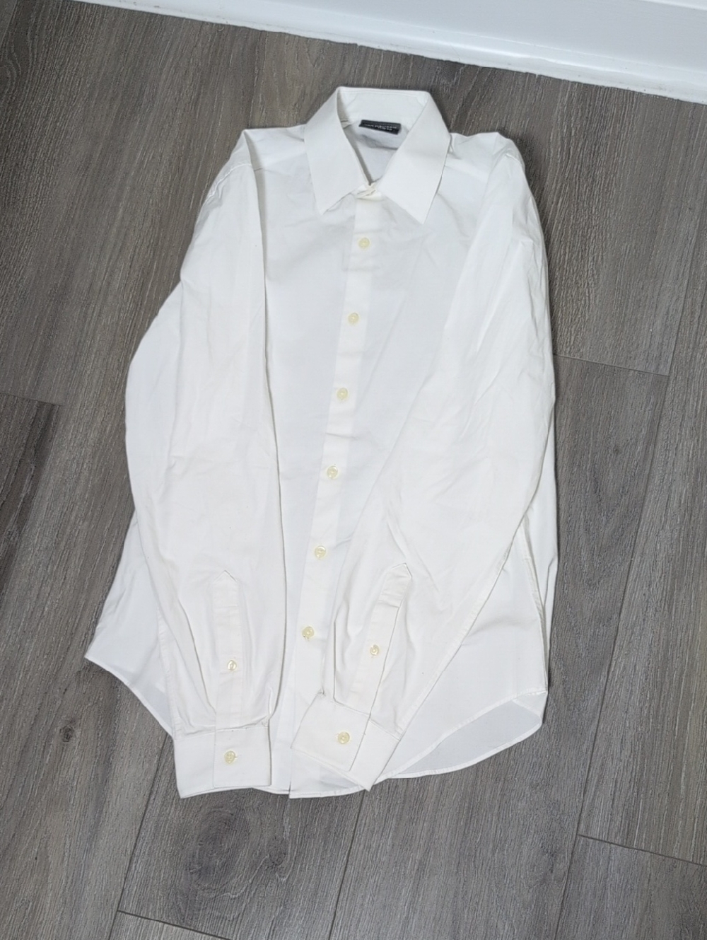 Van Heusen White Men's Dress Shirt - Classic Point Collar